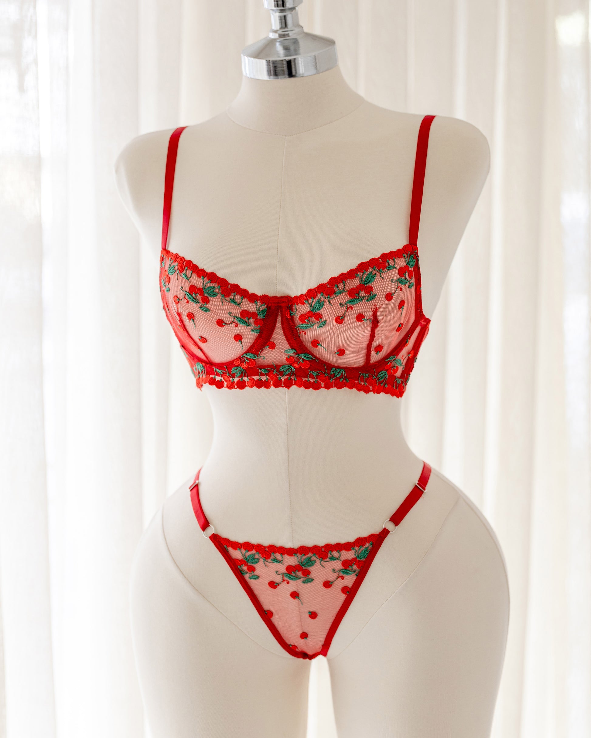 Cherry Kırmızı Kirazlı Desteksiz Bralet Takım