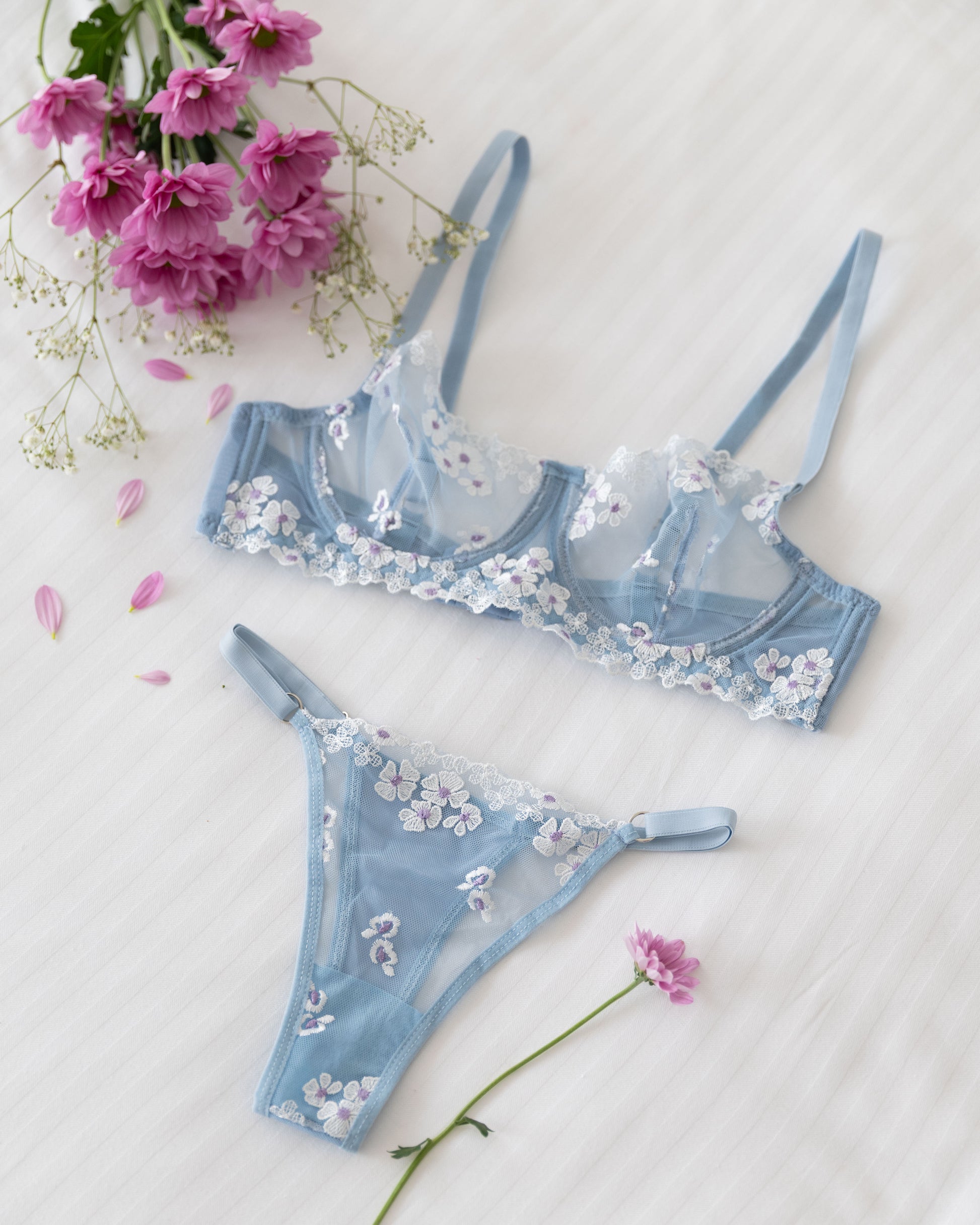 Luna Çiçekli Mavi Desteksiz Bralet Takım