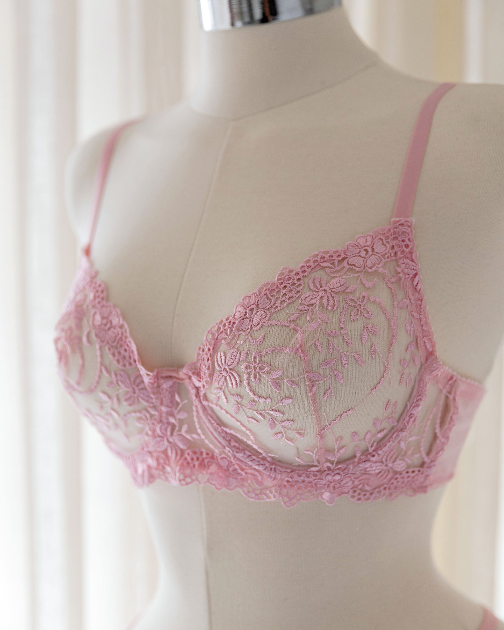 Pinky Pembe Dantelli Bralet Takım