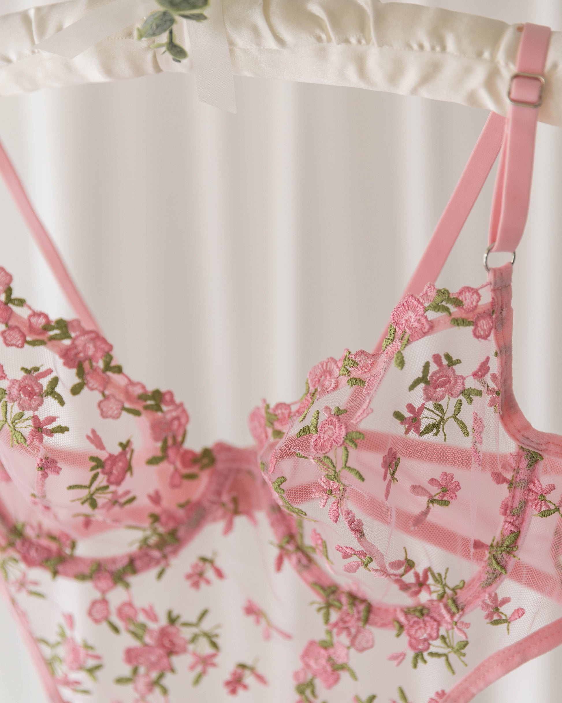 Pixie Çiçekli Pembe Bodysuit