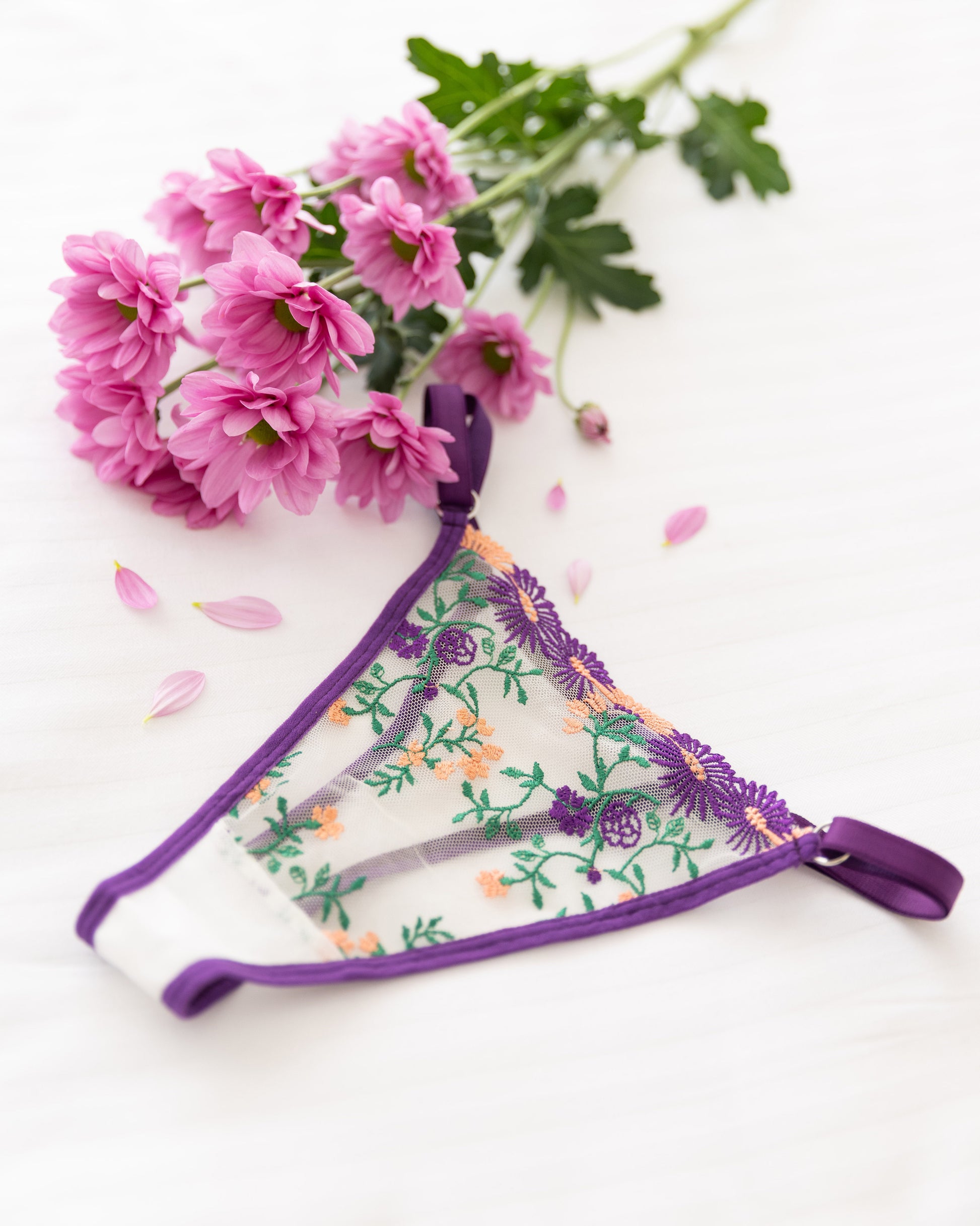 Ruby Çiçekli Mor Desteksiz Bralet Takım